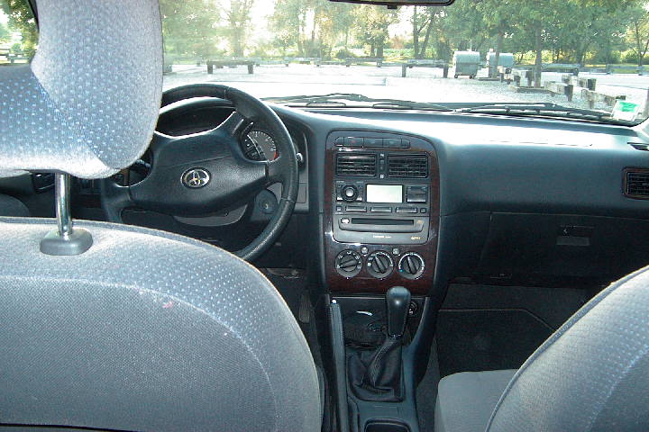 Bergam & ses Avensis Interieur